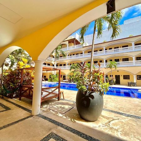 We Playa Hotel Playa del Carmen Bagian luar foto