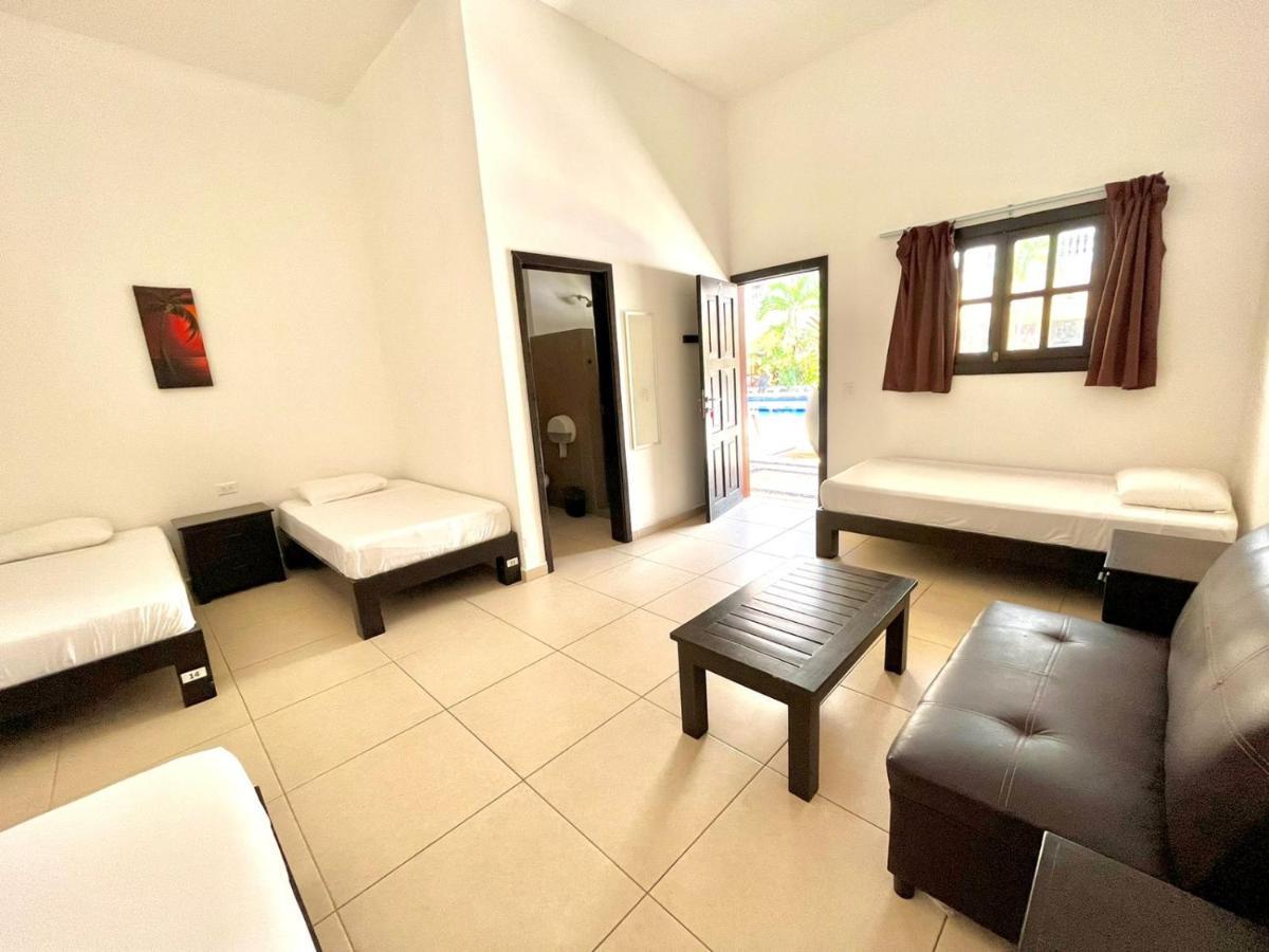We Playa Hotel Playa del Carmen Bagian luar foto